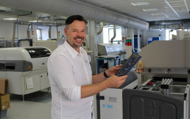 Článok s pánom Novákom, riaditeľom spoločnosti