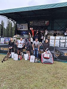 Dogtrace na extrémním závodě pro psy Dogmagedon K9