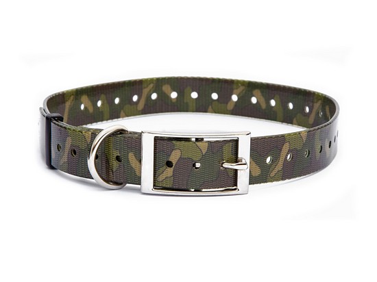 Plastic collar with eye, green camouflage