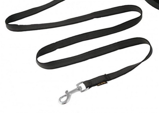 Pogumované vodítko, strieborná pracka, čierne s rukoväťou